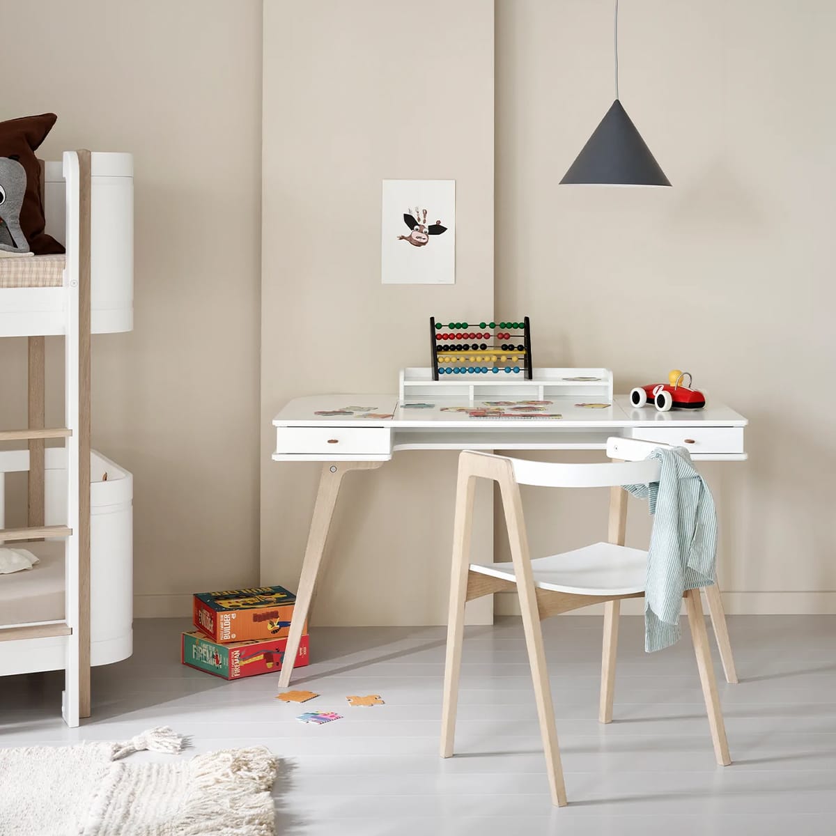 desk